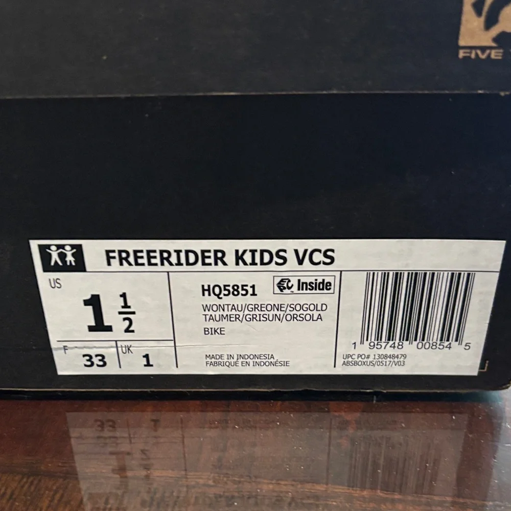 adidas Kids Lavender and Yellow Velcro Sneaker (1 shoe) - Picture 6 of 6
